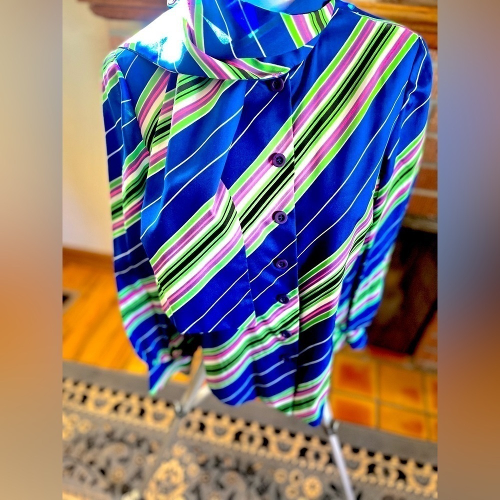 1960s Mod Blouse With Built In Scarf - image 2